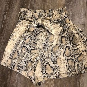 Zara snake print shorts XS